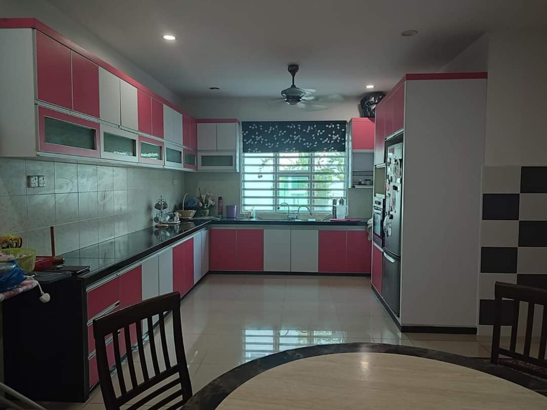 Escape Sungai Petani